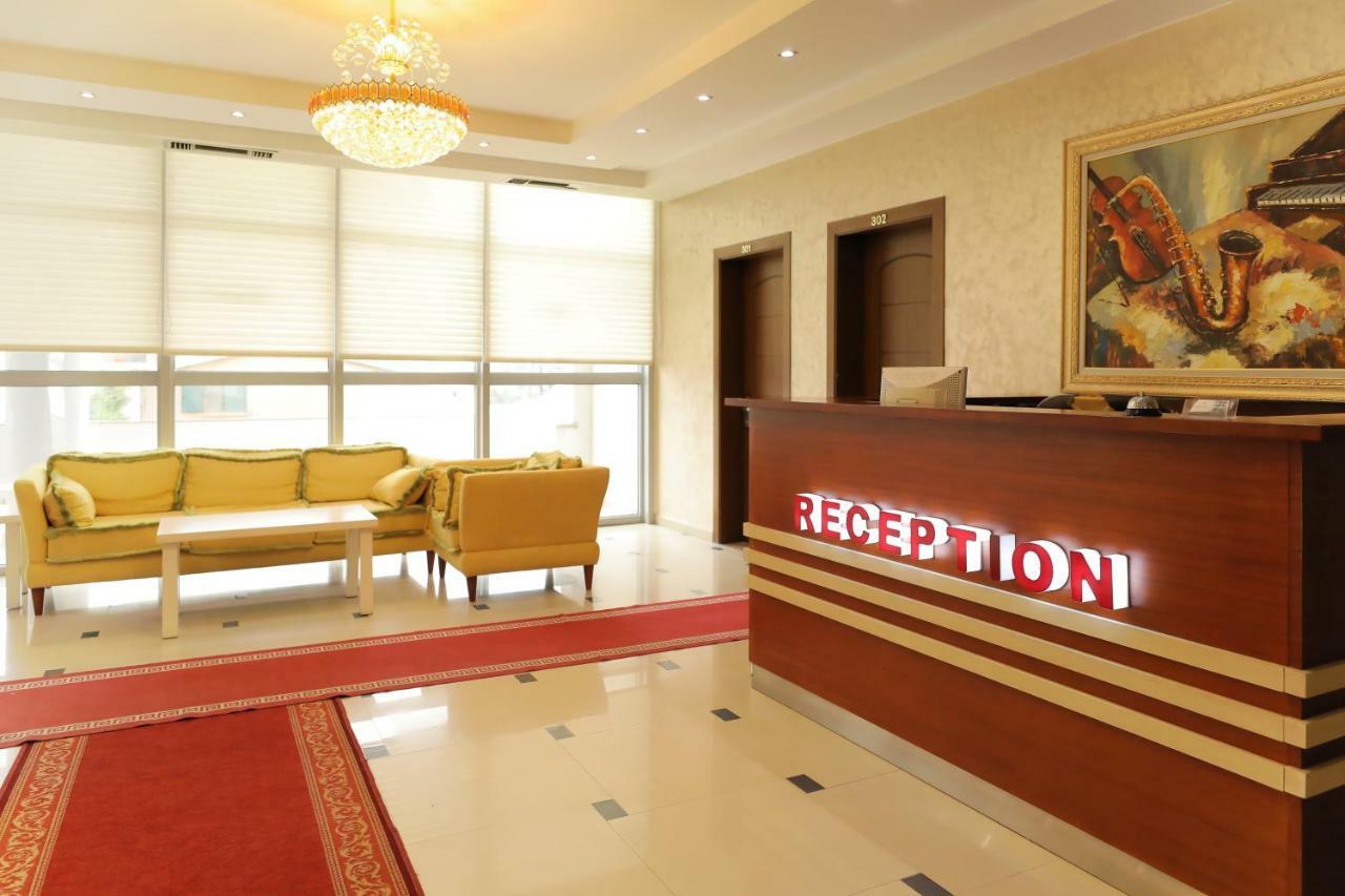 Hotel Gjuta 地拉那 外观 照片